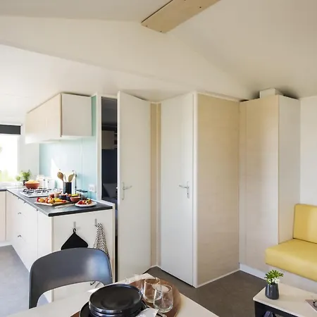 Les Portes Du Beaujolais Prázdninový areál 4*