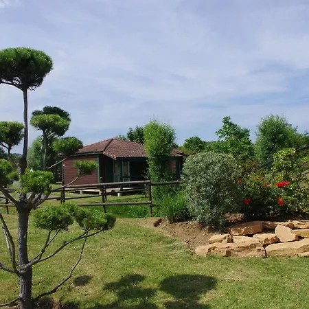 Les Portes Du Beaujolais Vakantiepark 4*