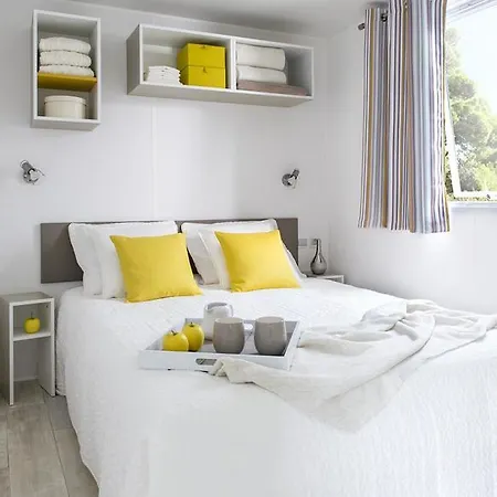 Les Portes Du Beaujolais 4*