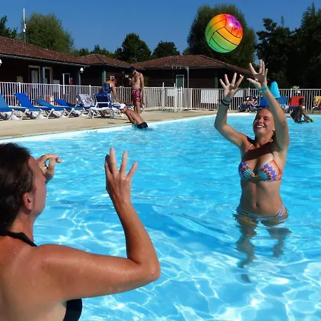 Parque de vacaciones Les Portes Du Beaujolais Anse