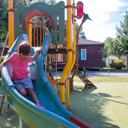 База отдыха Les Portes Du Beaujolais 4*